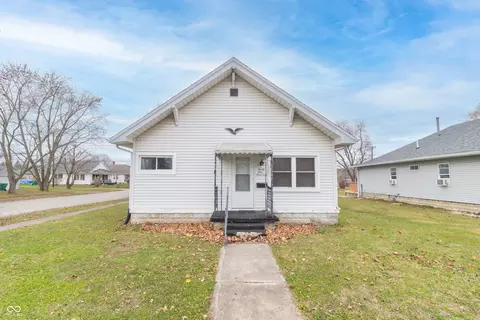 2117 Cherrywood Ave, New Castle, IN 47362