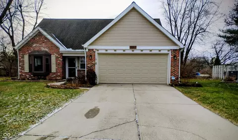 7721 Hollow Ridge Cir, Indianapolis, IN 46256