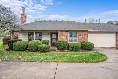 7609 Farm View Cir E, Indianapolis, IN 46256