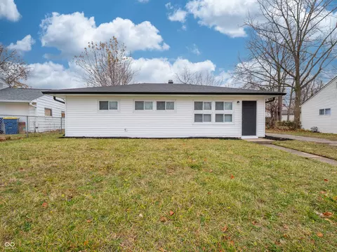 6710 Brookhaven Dr, Lawrence, IN 46226