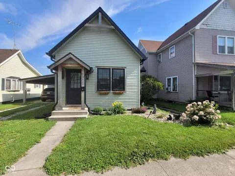 1300 S B St, Elwood, IN 46036
