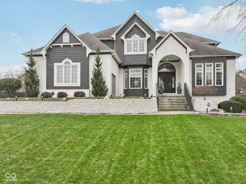2725 Matt Ct, Carmel, IN 46033