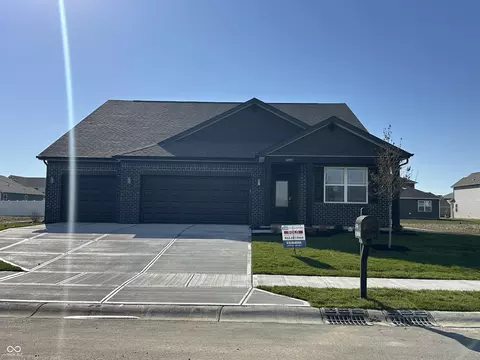 6199 Flag Stop Dr, Whitestown, IN 46075