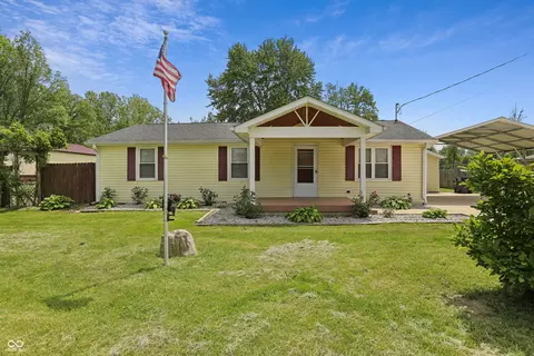 617 W 1000 N, Fortville, IN 46040
