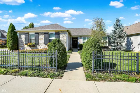 12044 Sanctuary Blvd, Zionsville, IN 46077