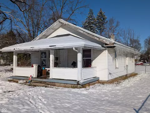 1736 W 12th St, Anderson, IN 46016