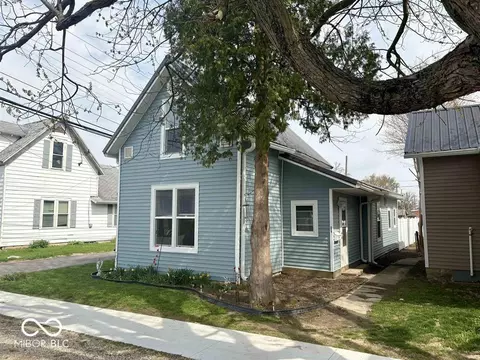 210 W Jay St, Dunkirk, IN 47336