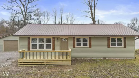 511 N Jackson St, Crothersville, IN 47229