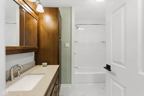Bath - 4357 Grayson Dr, Indianapolis, IN 46228 photo 2 of 3
