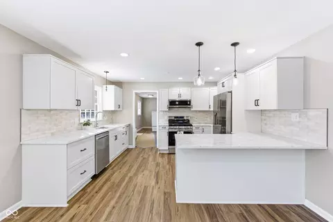 Kitchen - 4357 Grayson Dr, Indianapolis, IN 46228 photo 1 of 3