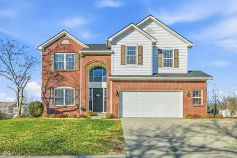 1206 Barrington Dr, Greenwood, IN 46143
