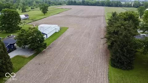 8202 S 300 E, Markleville, IN 46056