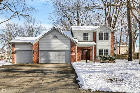 11249 Tall Trees Dr, Fishers, IN 46038