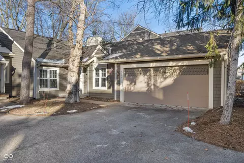 4694 Stansbury Ln, Indianapolis, IN 46254