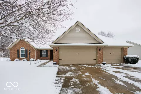 2321 Oak Park Dr, Richmond, IN 47374