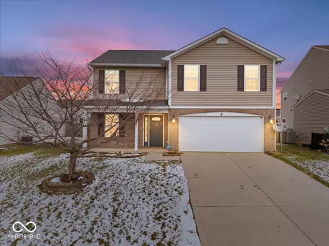 10528 Hunters Crossing Blvd, Indianapolis, IN 46239