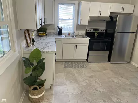 321 S Lyons Ave, Indianapolis, IN 46241