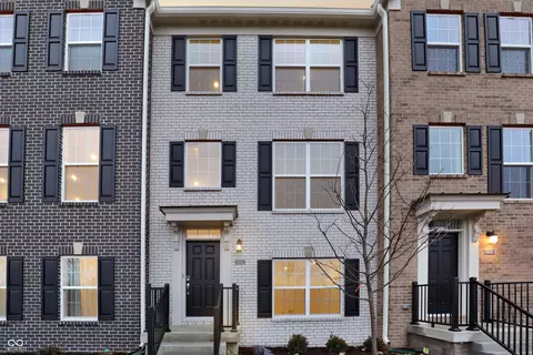 6656 Halsey St, Zionsville, IN 46077