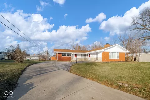 1708 Falls Ct, Anderson, IN 46012