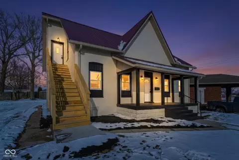 812 E College St, Crawfordsville, IN 47933