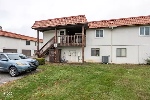 8557 La Corrida Ct, Indianapolis, IN 46227