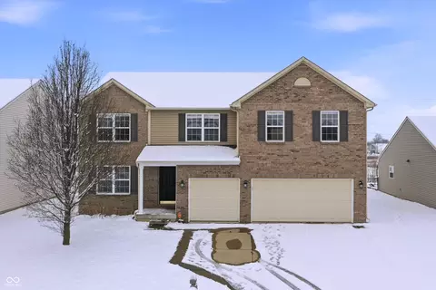 5012 Birmingham Dr, Indianapolis, IN 46235