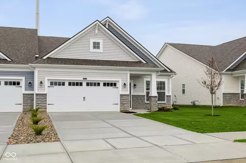 10623 Mangrove Dr, Indianapolis, IN 46239