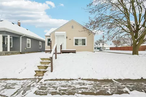 89 S 8th Ave, Beech Grove, IN 46107
