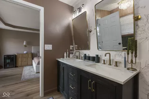 Bath - 4103 Andrew Dr, Floyds Knobs, IN 47119 photo 4 of 7