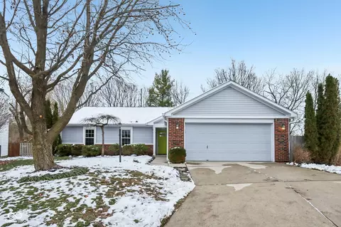 12427 Trumbull Ct, Fishers, IN 46038
