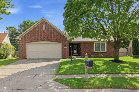 8341 Southern Springs Blvd, Indianapolis, IN 46237