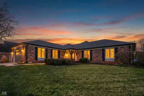 12482 Charing Cross Rd, Carmel, IN 46033