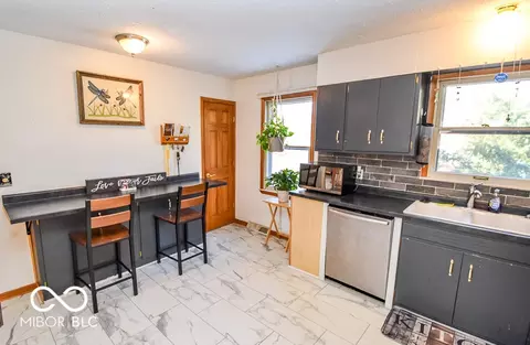 Kitchen - 2770 E Bernice Dr, Bloomington, IN 47401 photo 4 of 5