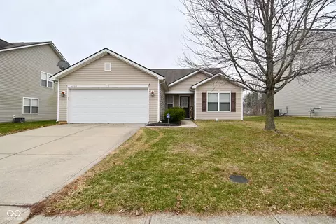 4380 Raintree Rd, Indianapolis, IN 46234