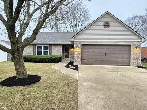 1035 Southpointe Dr, Franklin, IN 46131