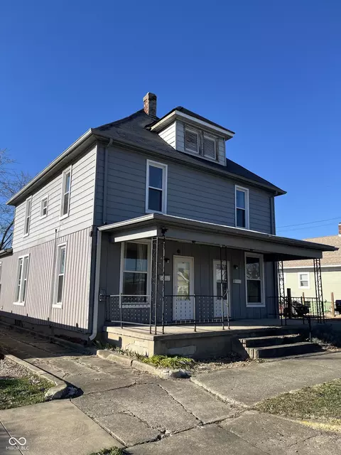 319 S Tompkins St, Shelbyville, IN 46176