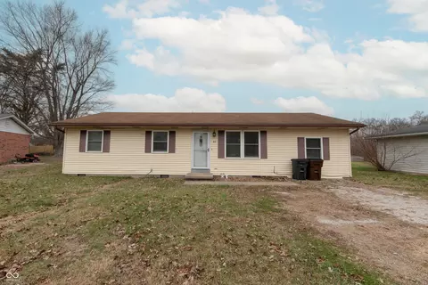 46 Noon Dr, North Vernon, IN 47265