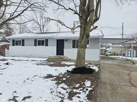 48 Eastridge Dr, Greenwood, IN 46143