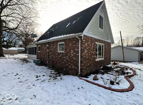 830 Jefferson St, Covington, IN 47932 photo 24