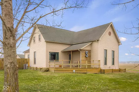 4725 S 250 E, Columbus, IN 47201