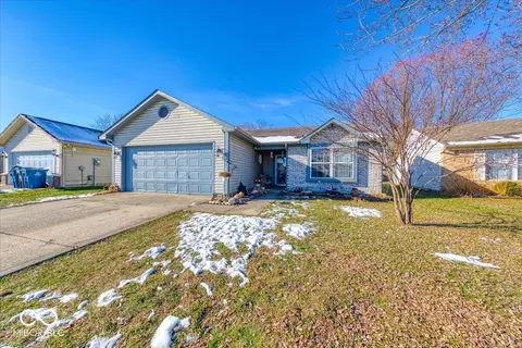 6154 Long River Ln, Indianapolis, IN 46221