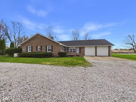 1925 Lindberg Rd, Anderson, IN 46012