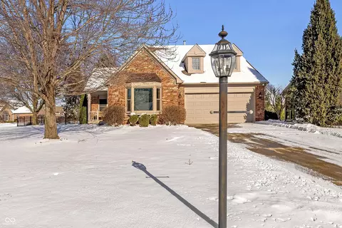 11927 Halla Pl, Fishers, IN 46038