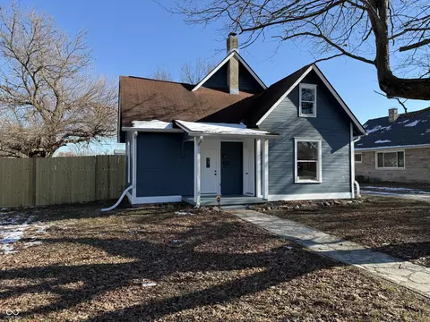 539 S Sycamore St, Martinsville, IN 46151