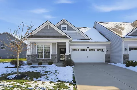 4267 Red Barn Dr, Whitestown, IN 46075