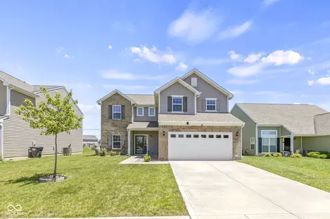 2581 Shadowbrook Trce, Greenwood, IN 46143