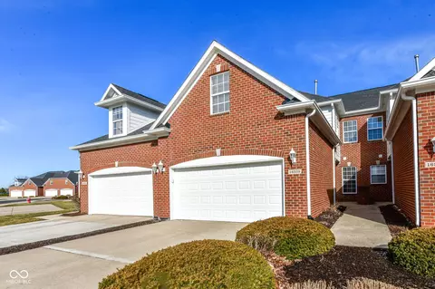 16339 Meadowlands Ln, Westfield, IN 46074