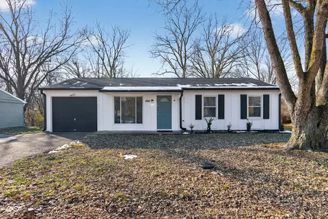 4517 Phoenix Dr, Indianapolis, IN 46241