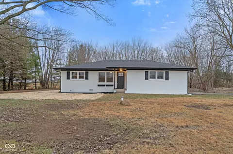 10159 Hodge Rd, Clayton, IN 46118