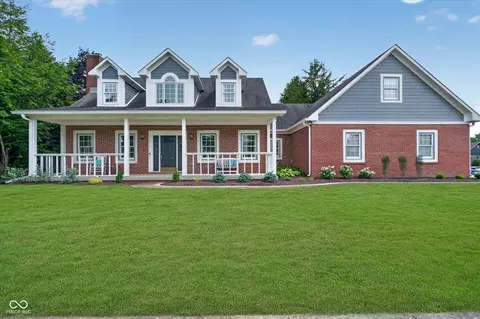 2119 Scarlet Oak Dr, Avon, IN 46123